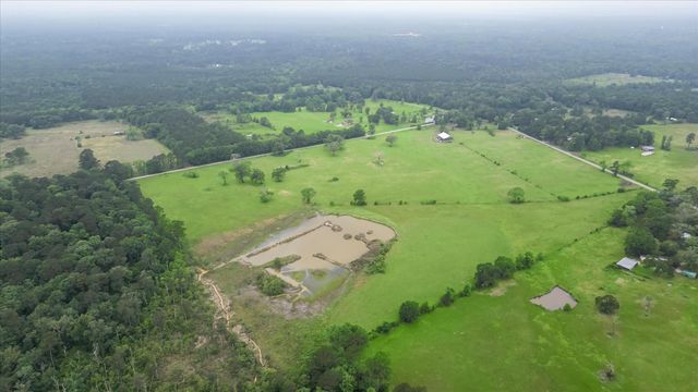 2760 Stringtown Road, Shepherd, TX 77371
