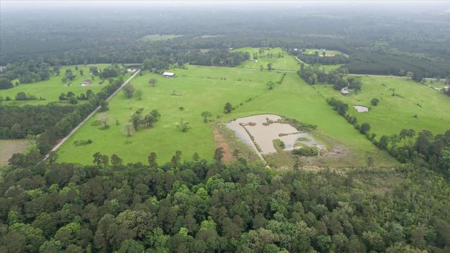 2760 Stringtown Road, Shepherd, TX 77371