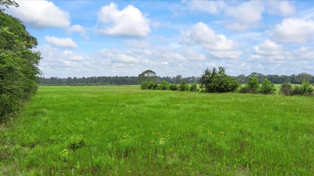 2760 Stringtown Road, Shepherd, TX 77371