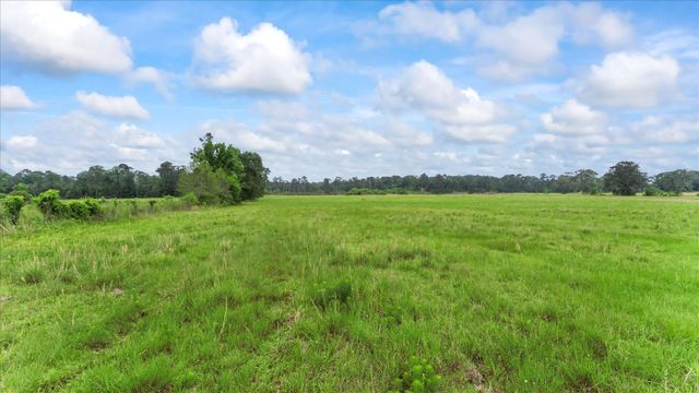 2760 Stringtown Road, Shepherd, TX 77371
