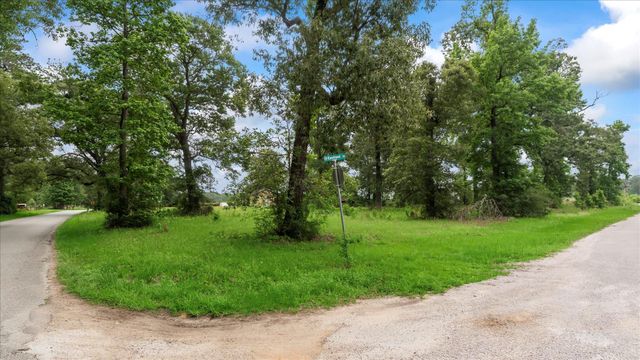 2760 Stringtown Road, Shepherd, TX 77371