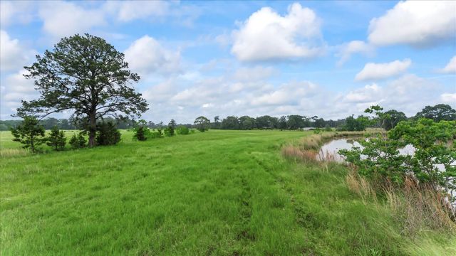 2760 Stringtown Road, Shepherd, TX 77371