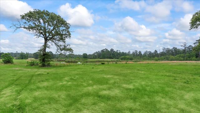 2760 Stringtown Road, Shepherd, TX 77371