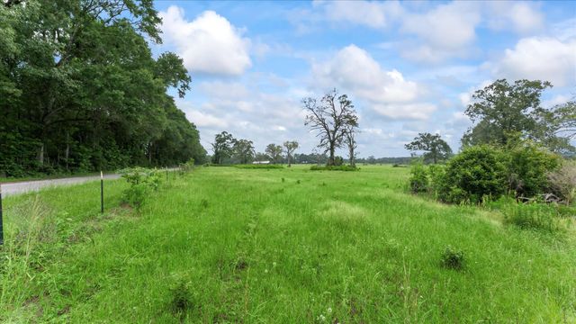 2760 Stringtown Road, Shepherd, TX 77371