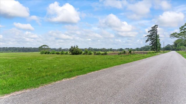 2760 Stringtown Road, Shepherd, TX 77371