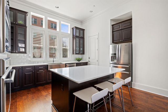 1023 Juniper ST, Austin, TX 78702