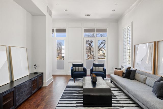 1023 Juniper ST, Austin, TX 78702