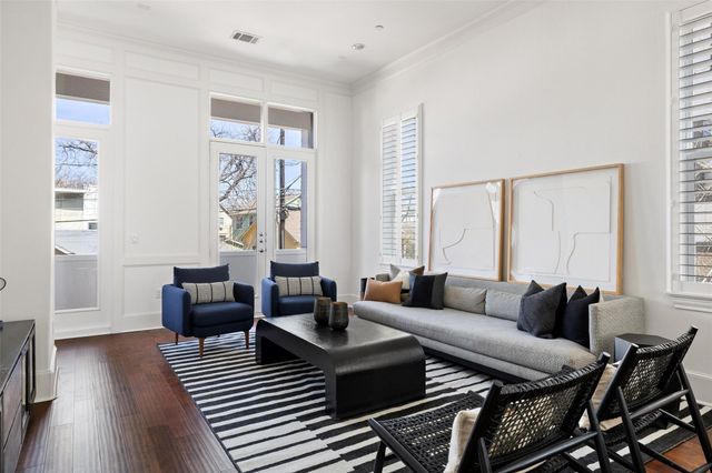 1023 Juniper ST, Austin, TX 78702