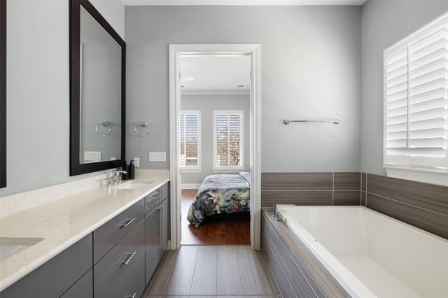 1023 Juniper ST, Austin, TX 78702