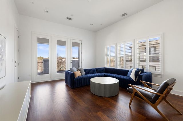 1023 Juniper ST, Austin, TX 78702