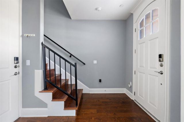 1023 Juniper ST, Austin, TX 78702