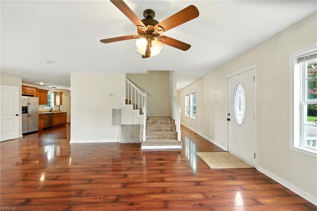 809 Craten Rd, Norfolk, VA 23513