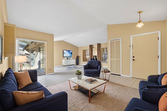 4912 EASTER CIRCLE 12, Orlando, FL 32808