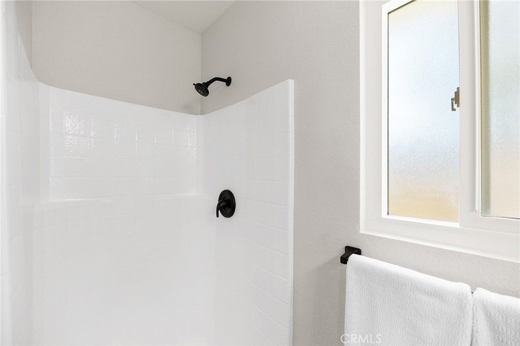 Image 30 of property listing at 709 Carol, Hemet, CA 92543