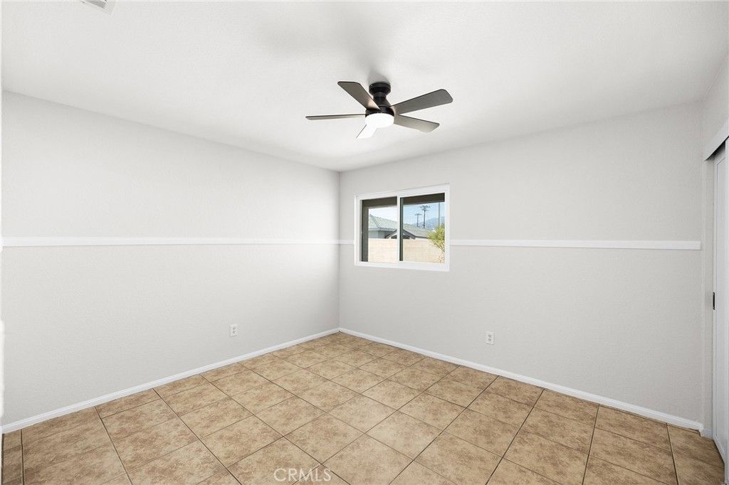 Image 33 of property listing at 709 Carol, Hemet, CA 92543