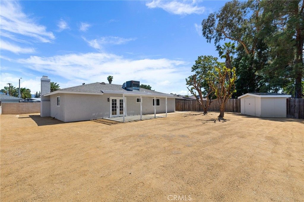 Image 41 of property listing at 709 Carol, Hemet, CA 92543