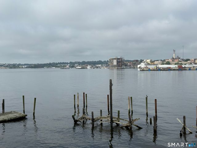 101 Thames Street, Groton, CT 06340