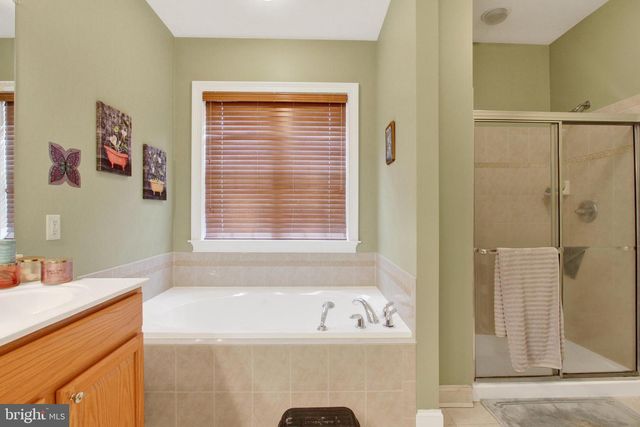 50 BRISTOL DR, Hanover, PA 17331