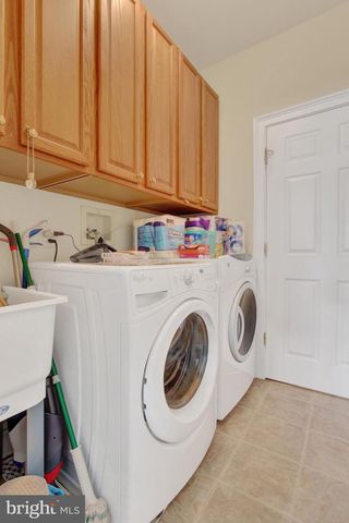 50 BRISTOL DR, Hanover, PA 17331