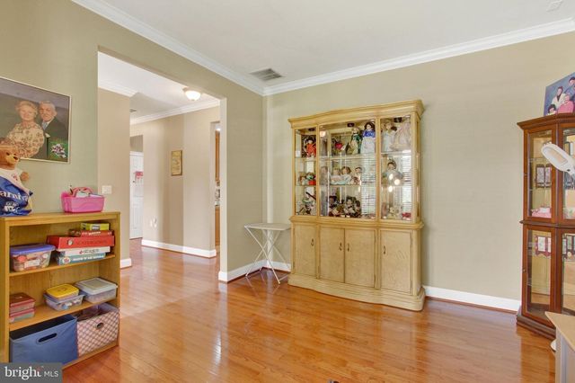 50 BRISTOL DR, Hanover, PA 17331