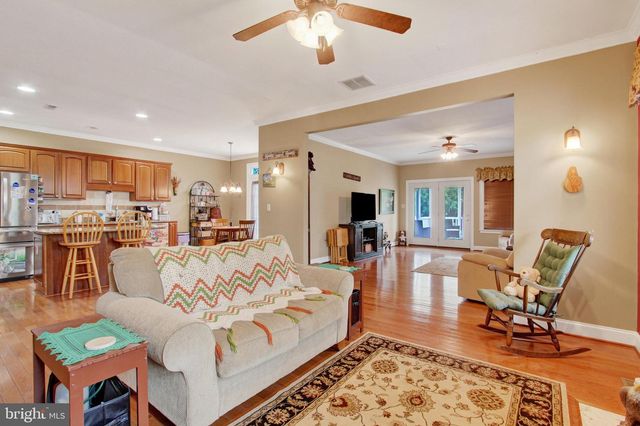 50 BRISTOL DR, Hanover, PA 17331