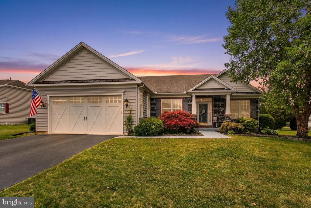 50 BRISTOL DR, Hanover, PA 17331