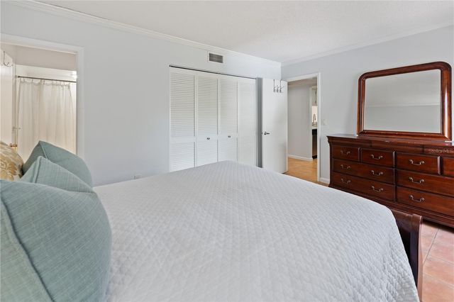 4574 RINGWOOD MEADOW 4, Sarasota, FL 34235