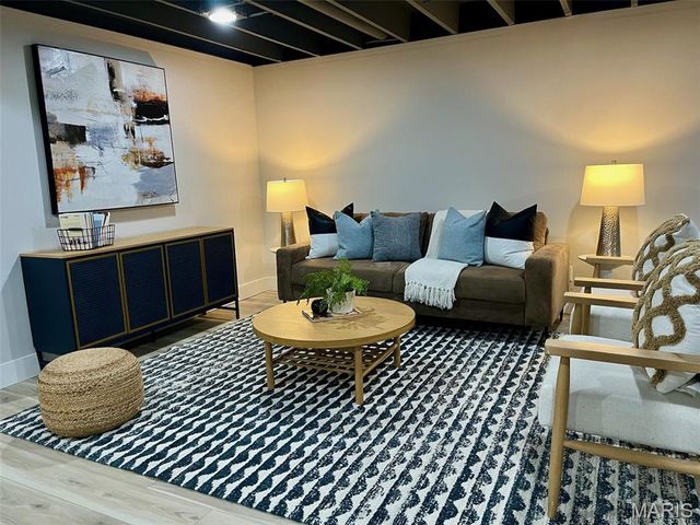 2282 Benton Drive, Arnold, MO 63010