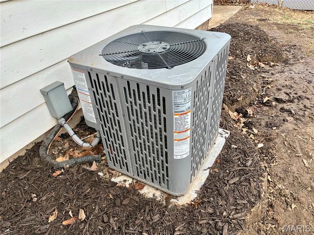 2282 Benton Drive, Arnold, MO 63010