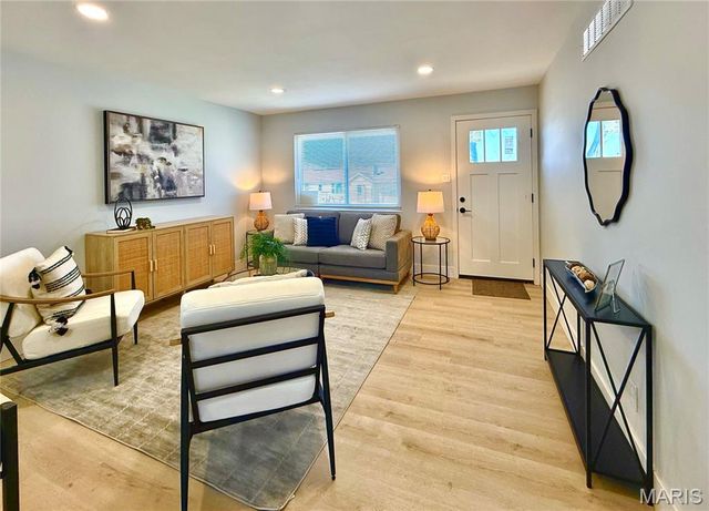 2282 Benton Drive, Arnold, MO 63010