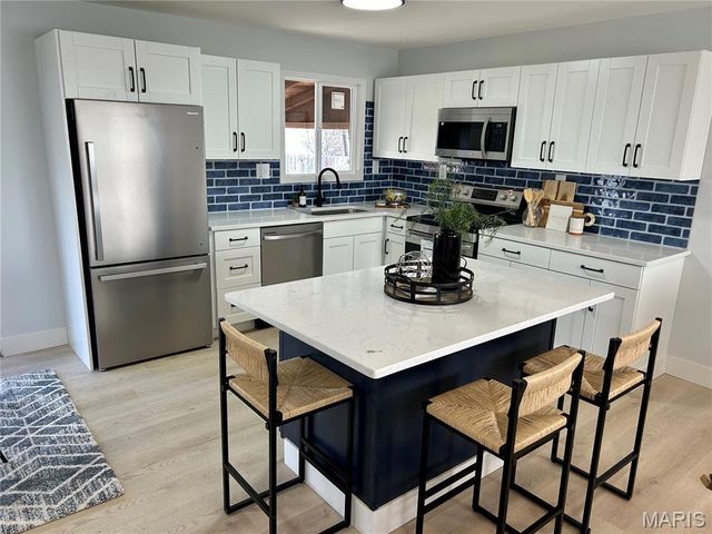 2282 Benton Drive, Arnold, MO 63010