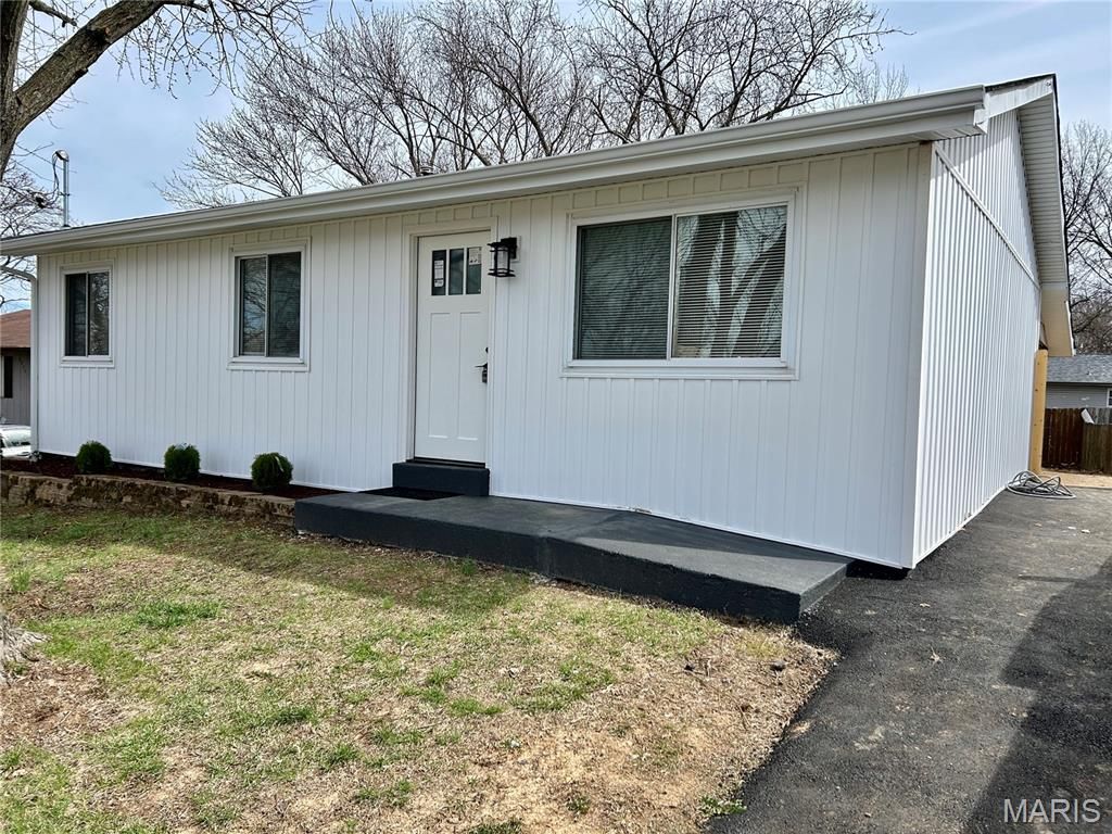 2282 Benton Drive, Arnold, MO 63010