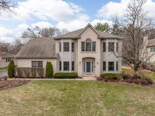 6208 Osage Avenue, Downers Grove, IL 60516