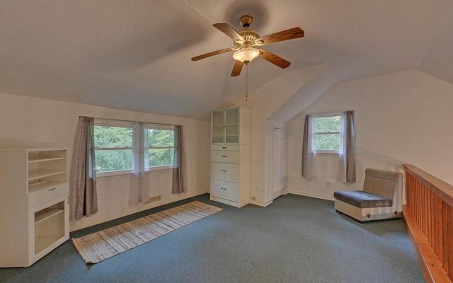 75 Farley Court, Ellijay, GA 30540