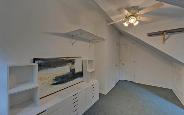 75 Farley Court, Ellijay, GA 30540
