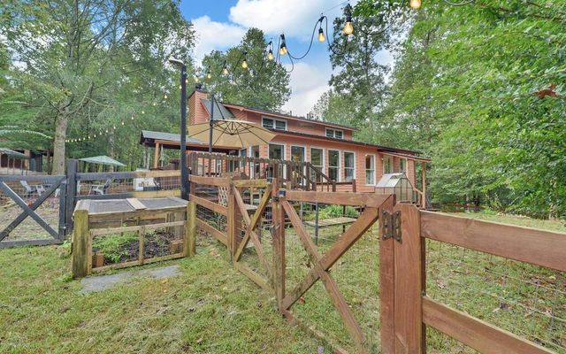 75 Farley Court, Ellijay, GA 30540