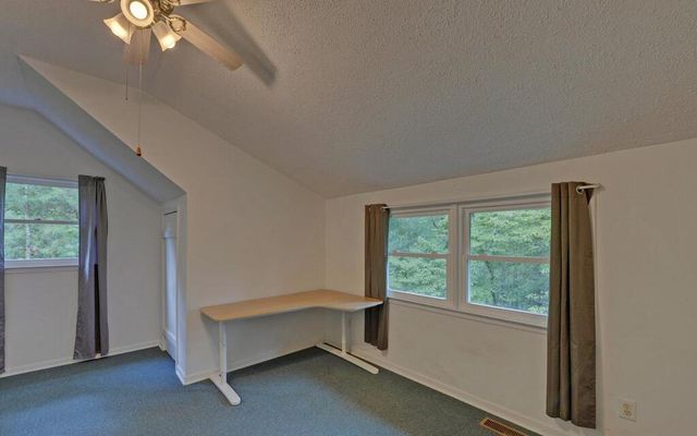 75 Farley Court, Ellijay, GA 30540