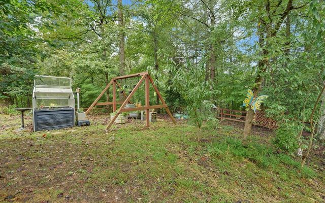 75 Farley Court, Ellijay, GA 30540