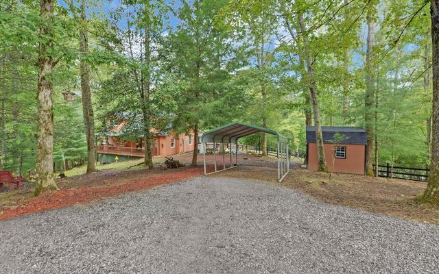 75 Farley Court, Ellijay, GA 30540
