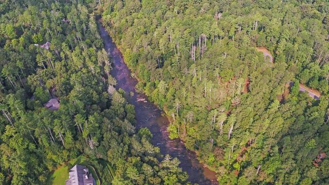 75 Farley Court, Ellijay, GA 30540