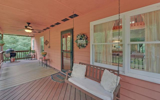 75 Farley Court, Ellijay, GA 30540