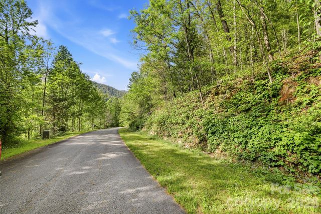 31 Waterdance Drive, Cullowhee, NC 28723