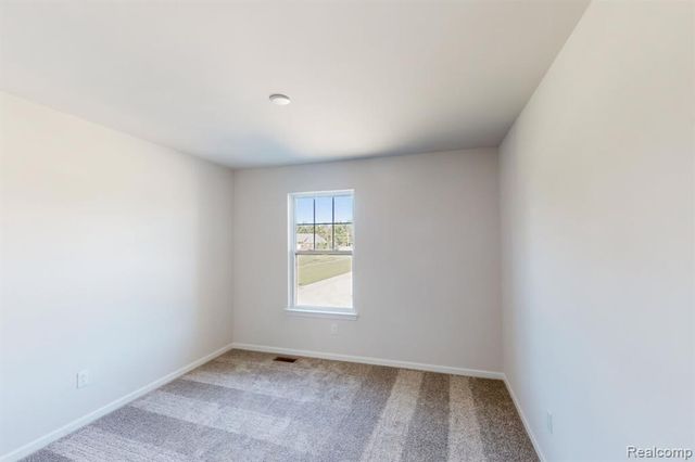 61887 Hevel Lane, Washington, MI 48094