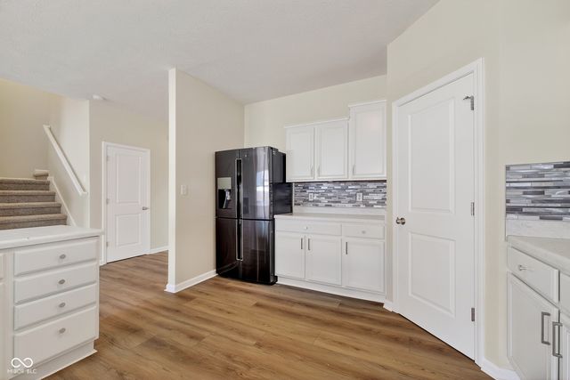 2715 Cabin Hill Road, Greenfield, IN 46140