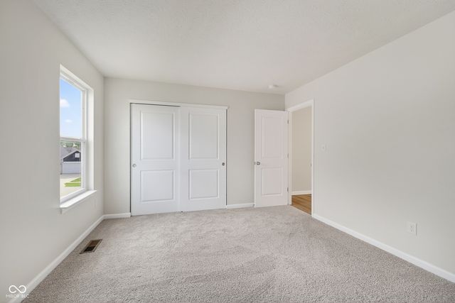 2715 Cabin Hill Road, Greenfield, IN 46140