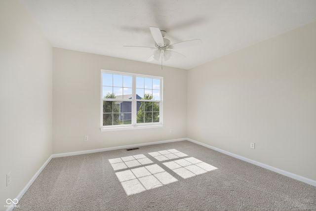 2715 Cabin Hill Road, Greenfield, IN 46140