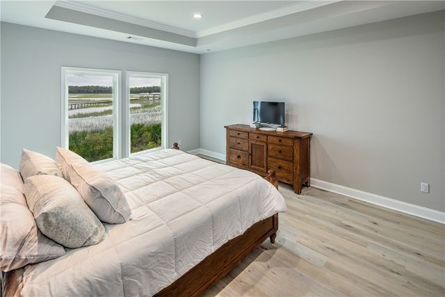 87 Lighthouse Way, Woodbine, GA 31569