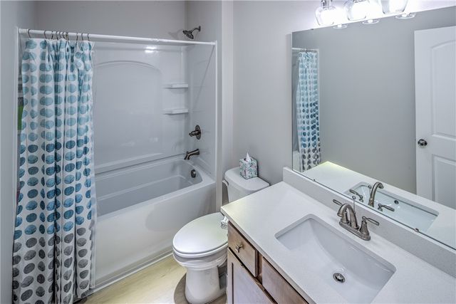87 Lighthouse Way, Woodbine, GA 31569
