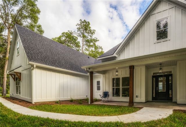 87 Lighthouse Way, Woodbine, GA 31569