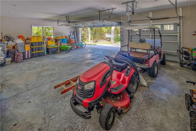 87 Lighthouse Way, Woodbine, GA 31569